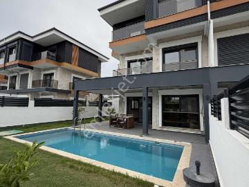 Villalar Bölgesinde Müstakil Havuz Ve Bahçeli 4+1 Villa