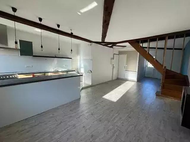 Villard Bonnot 38190 Achat / Vente appartement 3 pièces t3 au dernier étage cave