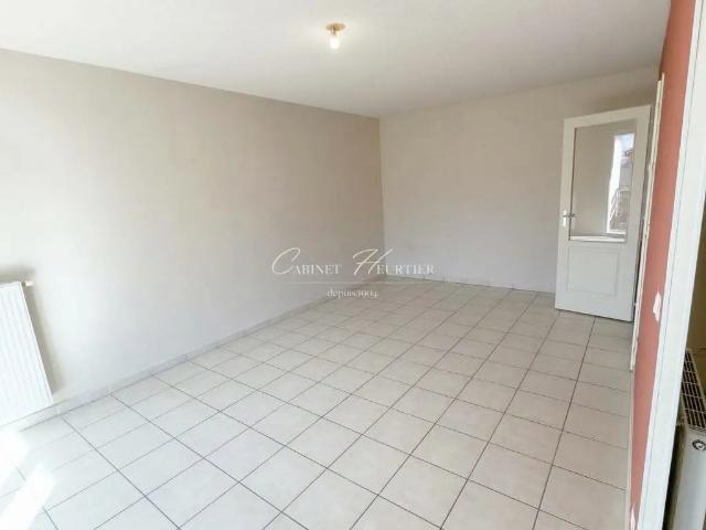 VILLARD BONNOT APPARTEMENT T2 RECENT BALCON