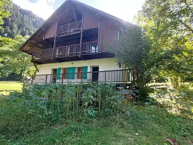 Villard sur Doron 73270 Achat / Vente maison 8 pièces t8