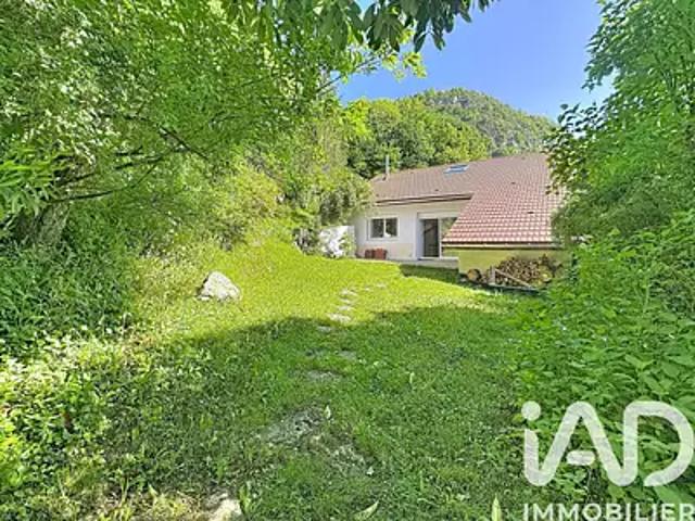 Villard Saint Sauveur 39200 Achat / Vente maison 8 pièces t8 terrasse cave