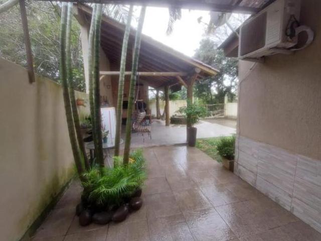 VILLARINHO VENDE LINDA E CONFORTAVEL CASA DE 3 QUARTOS NO LAGEADO PORTO ALEGRE R