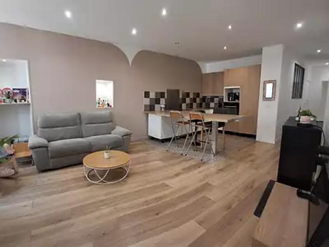 Villars sur Var 06710 Achat / Vente appartement 3 pièces t3 cave