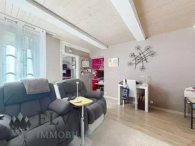 Villars sur Var 06710 Achat / Vente appartement 3 pièces t3 au dernier étage