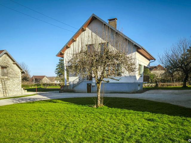 VILLARS SAINT GEORGES Maison familiale cinq chambres