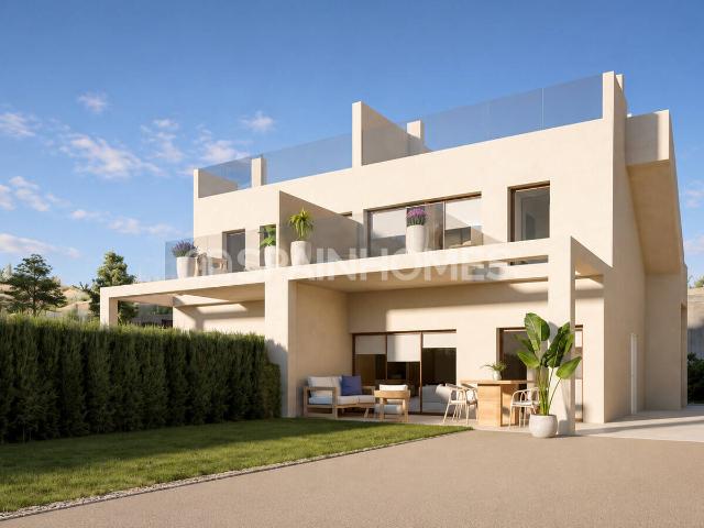 Villas con vistas a la naturaleza y piscina compartida en Murcia