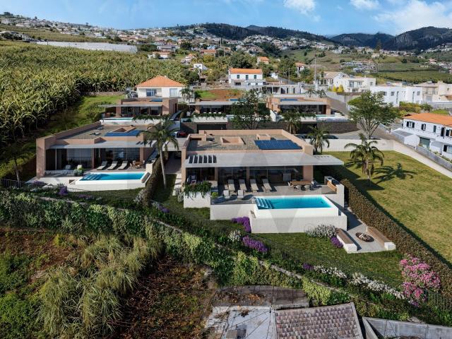 Villas Calheta Hills — Onde o Luxo Silencioso se funde com a Tranquilidade