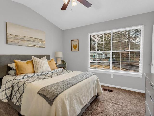 Villas at Autumn Hills 1 Bedroom Apartment for Rent at 4483 Flat Shoals Rd, Union City, GA 30291