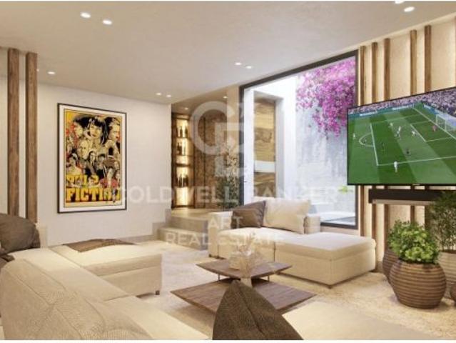 Villas modernas con 4 5 dormitorios con vistas al mar en Málaga Este