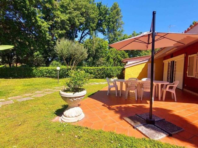 Villa/villetta in vendita a Ladispoli via Diana 11, Marina San Nicola
