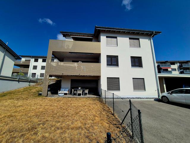 VILLAZ ST PIERRE / 3,5 Zimmer Wohnung mit Balkon und Waschsäule