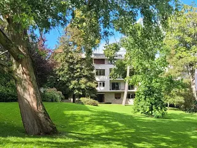Ville d'Avray 92410 Achat / Vente appartement 5 pièces t5 au dernier étage cave