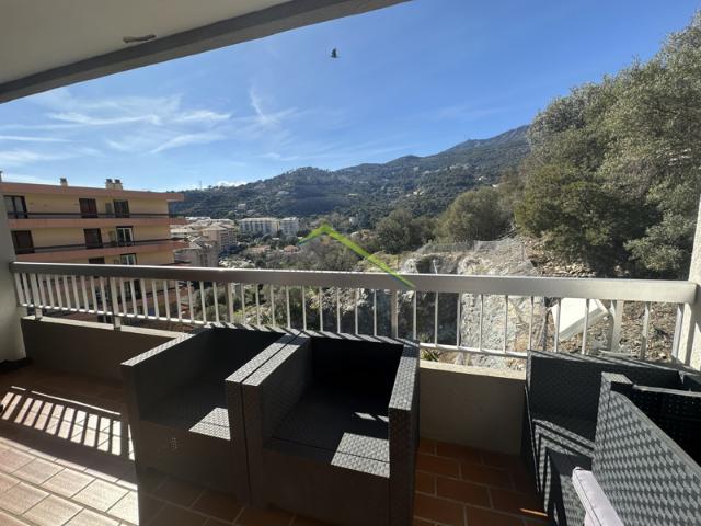 VILLE DI PIETRABUGNO Studio meublé et équipé avec terrasse