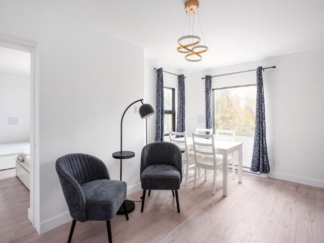 Ville Marie/Plateau Beau 3 1/2 Meublé