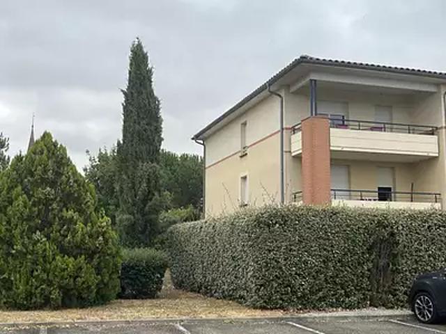 Villemur sur Tarn 31340 Location appartement 2 pièces t2 terrasse parking
