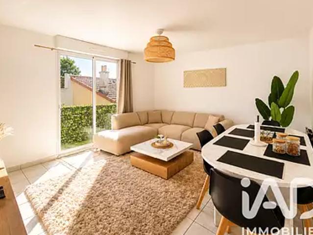 Villemomble 93250 Achat / Vente appartement 2 pièces t2 parking