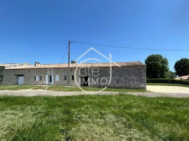 VILLENEUVE DE DURAS: Maison de 98m² avec 2 garages