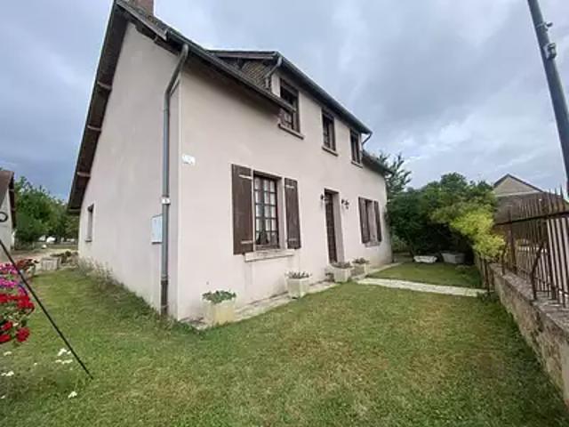 Villeneuve en Perseigne 72600 Achat / Vente maison 6 pièces t6 terrasse parking