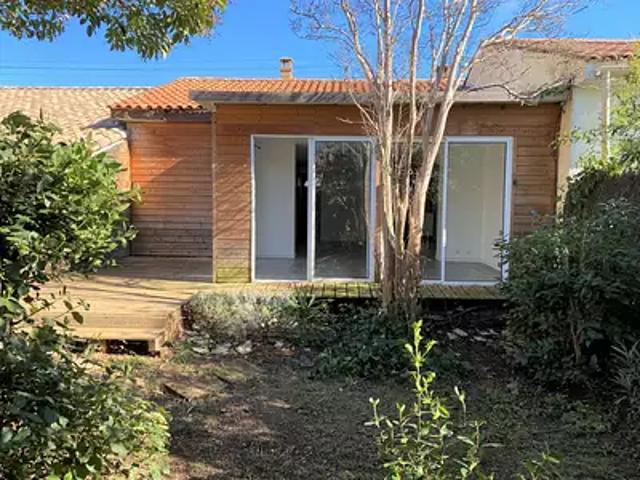 Villeneuve lès Avignon 30400 Achat / Vente maison 3 pièces t3 au dernier étage terrasse