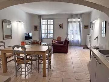 Villeneuve lès Avignon 30400 Location appartement 3 pièces t3 parking