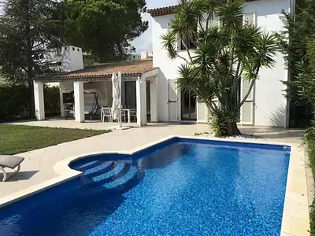 Villeneuve Loubet 06270 Achat / Vente maison 4 pièces t4 piscine