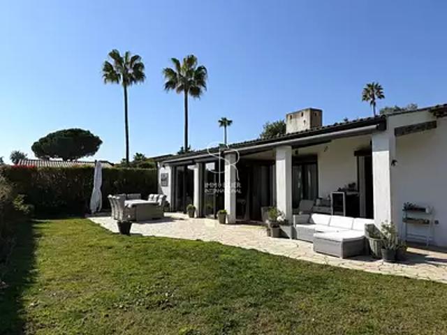 Villeneuve Loubet 06270 Achat / Vente maison 5 pièces t5 piscine
