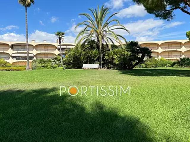 Villeneuve Loubet 06270 Location appartement 4 pièces t4 piscine terrasse