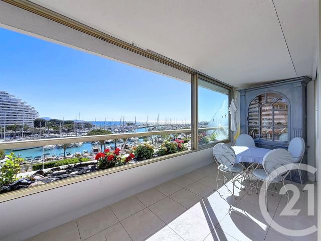 Villeneuve Loubet, à la Marina Baie des Anges, au Commodore. 53m² Villeneuve Loubet