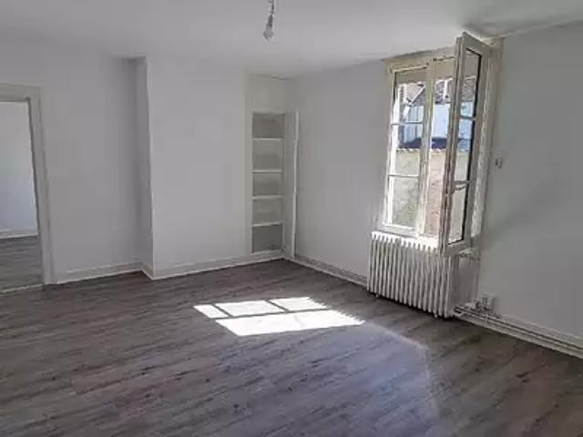 Villeneuve sur Yonne 89500 Location appartement 3 pièces t3