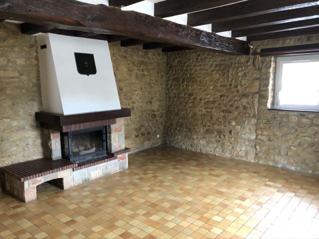 Villeneuve Sur Conie Maison de 147m2 avec dépendences, Villeneuve sur conie