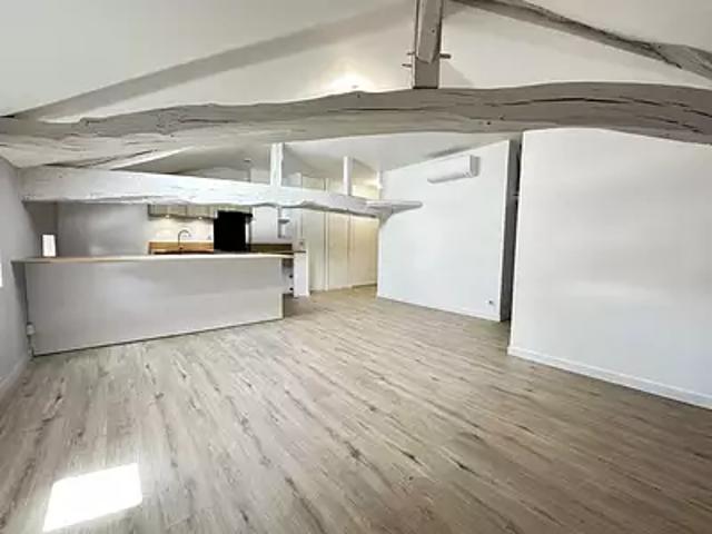 Villeneuve sur Lot 47300 Location appartement 3 pièces t3 au dernier étage