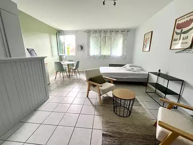 Villeneuve sur Lot 47300 Location appartement 1 pièce t1 au dernier étage