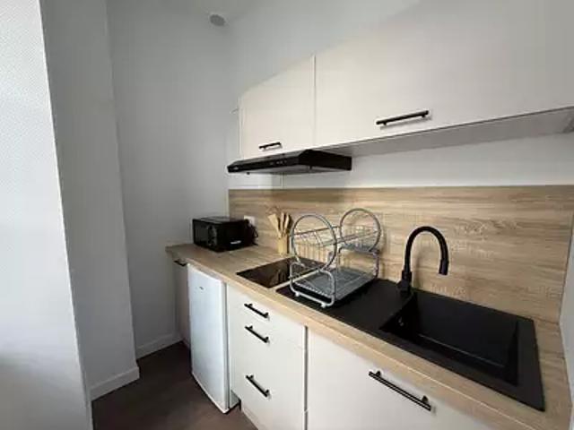 Villeneuve sur Lot 47300 Location appartement 2 pièces t2 au dernier étage