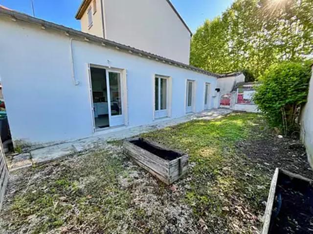 Villeneuve sur Lot 47300 Location maison 2 pièces t2 au dernier étage