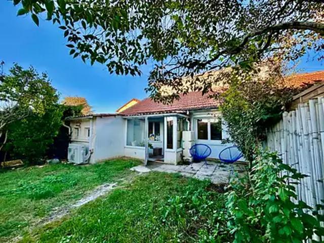 Villeneuve sur Lot 47300 Location maison 2 pièces t2 au dernier étage jardin
