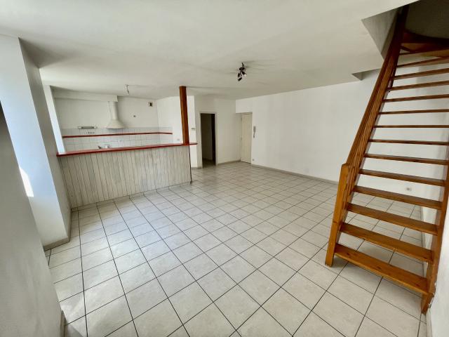 VILLENEUVE SUR LOT, APPARTEMENT DE TYPE T3 DE 74,81M2