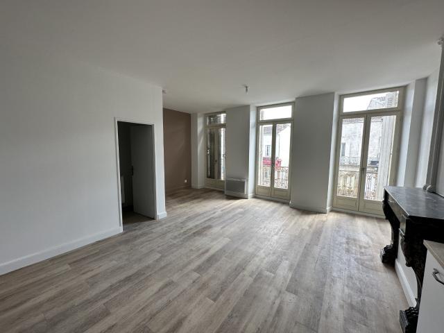 VILLENEUVE SUR LOT, appartement T2 entièrement refait à neuf à proximité de l'IFSI