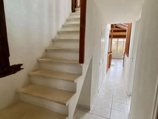VILLENEUVE SUR LOT, appartement T3 avec accès terrasse