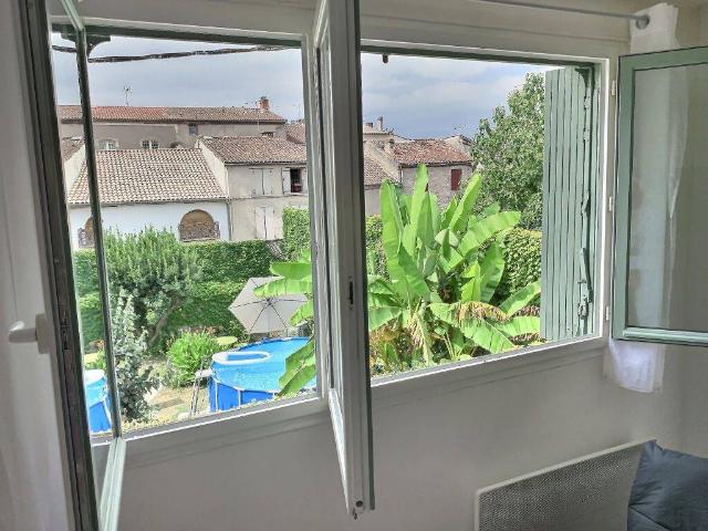 VILLENEUVE SUR LOT, studio MEUBLÉ refait complétement à neuf d'