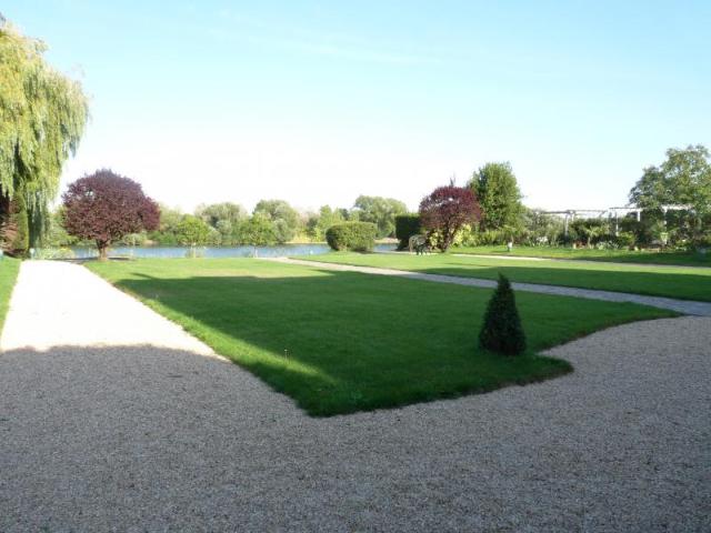 VILLENNES SUR SEINE 8 pièces 205 m2