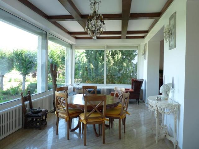 VILLENNES SUR SEINE 8 pièces 205 m2