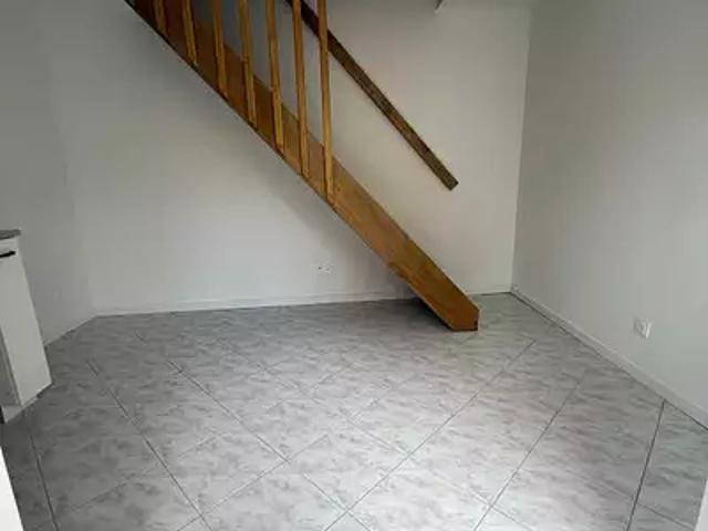 Villenoy 77124 Location maison 1 pièce t1 terrasse