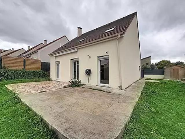 Villecresnes 94440 Location maison 5 pièces t5 jardin terrasse