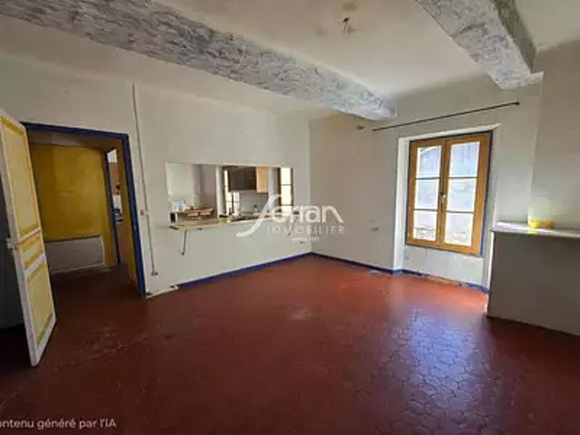Villecroze 83690 Achat / Vente appartement 3 pièces t3 au dernier étage