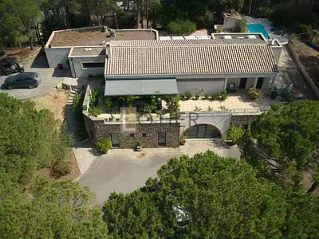 Villedubert 11800 Achat / Vente maison 8 pièces t8