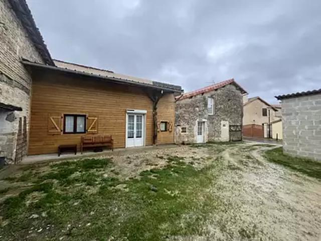 Villefagnan 16240 Achat / Vente maison 3 pièces t3 parking