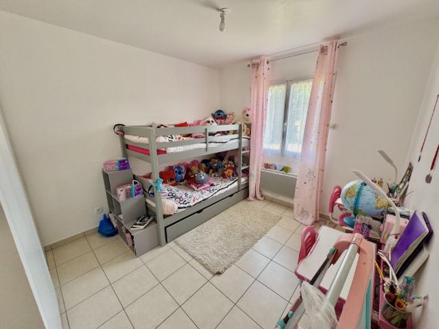 VILLEFONTAINE Village maison plain pied T5