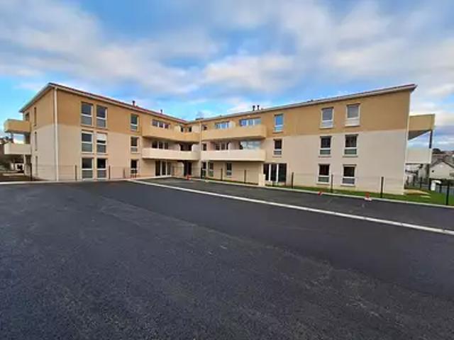 Villefranche de Rouergue 12200 Location appartement 5 pièces t5 terrasse