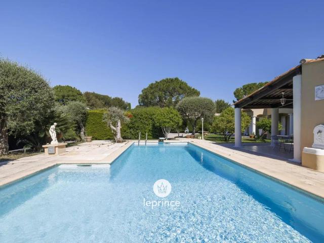 Villefranche sur Mer Villa Néo Provençale Piscine 200m² Villefranche sur Mer