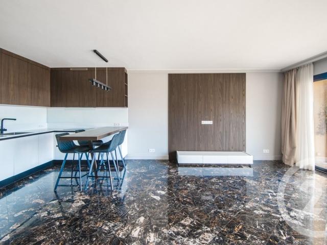 Villefranche sur Mer Appartement 4 pièces de 102 m² situé. 102m² Villefranche sur Mer